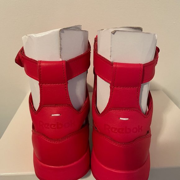 Maison Margiela Reebok Classic Leather Tabi High Red Shoes - Picture 5 of 5